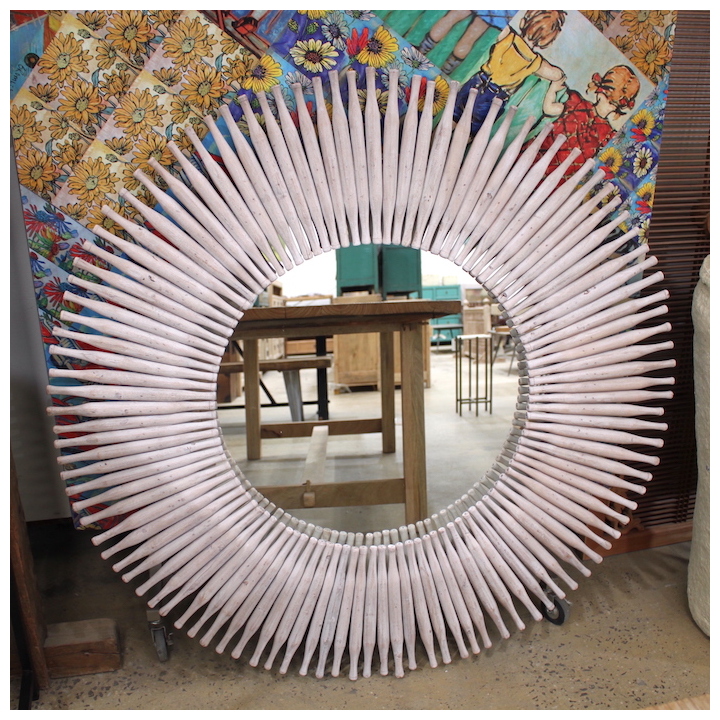 1.2M PINK CHAPATI ROLLER MIRROR