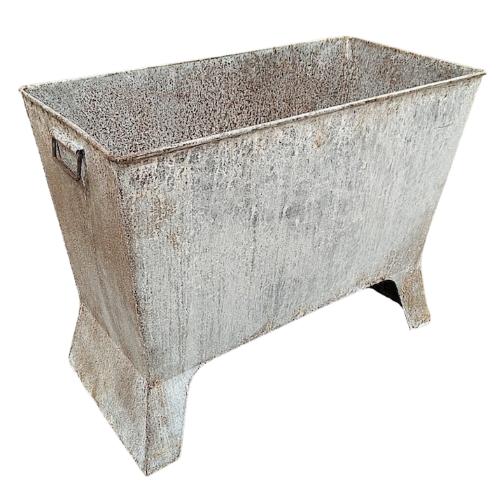 GALVANISED PLANTER ON LEGS MEDIUM