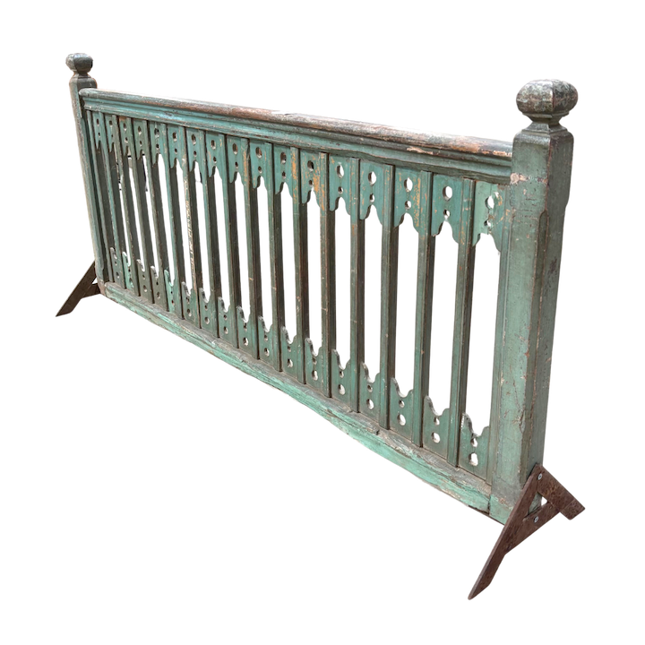 2.1M GREEN TIMBER BALUSTRADE