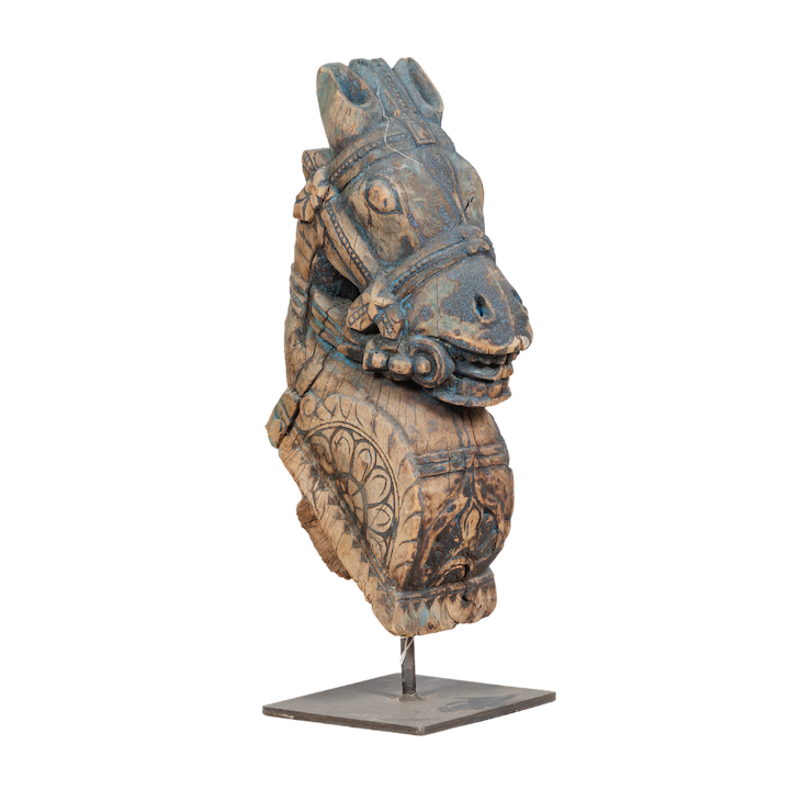 ANTIQUE HORSE HEAD ON STAND