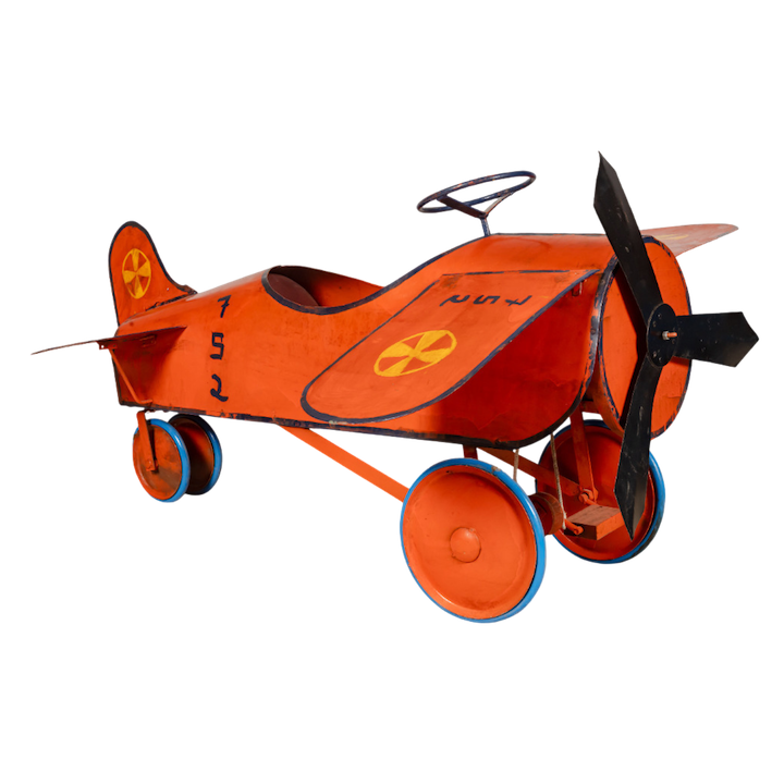 ORANGE PEDAL PLANE