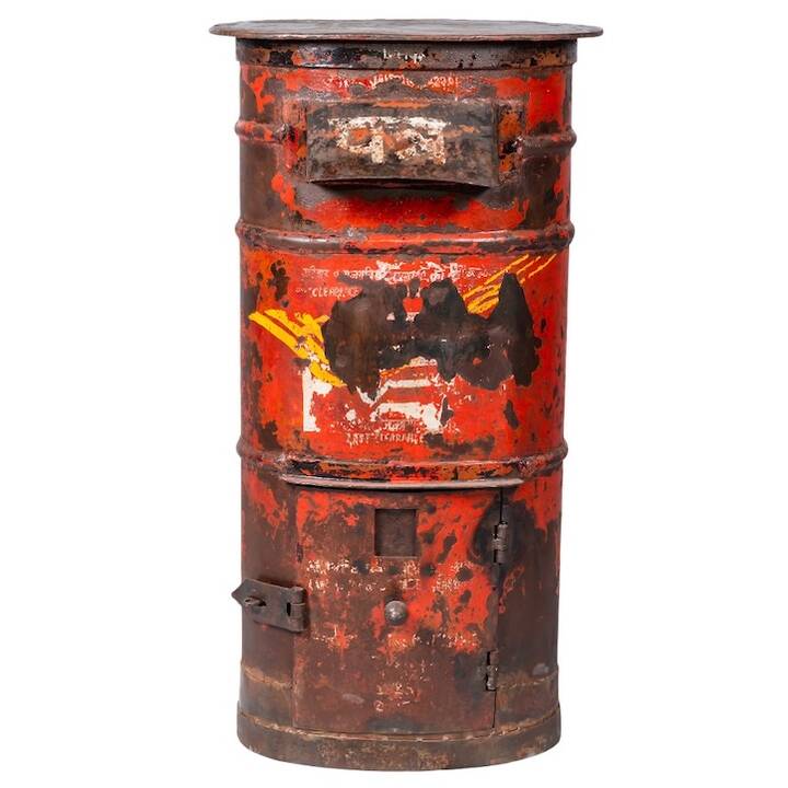 VINTAGE RED POST BOX