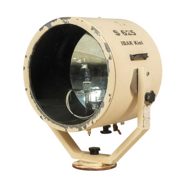 ORIGINAL SHIP SEARCHLIGHT